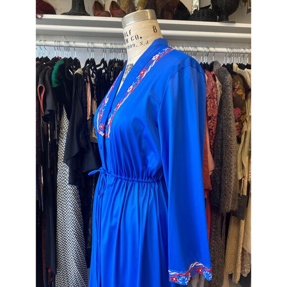 vintage 1970s blue nylon embroidered robe, midi length, 70s loungewear, jcpenney - Picture 5 of 9